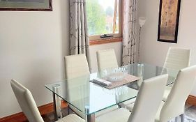 Central To Cbd Cosheirm Apartments On Merri